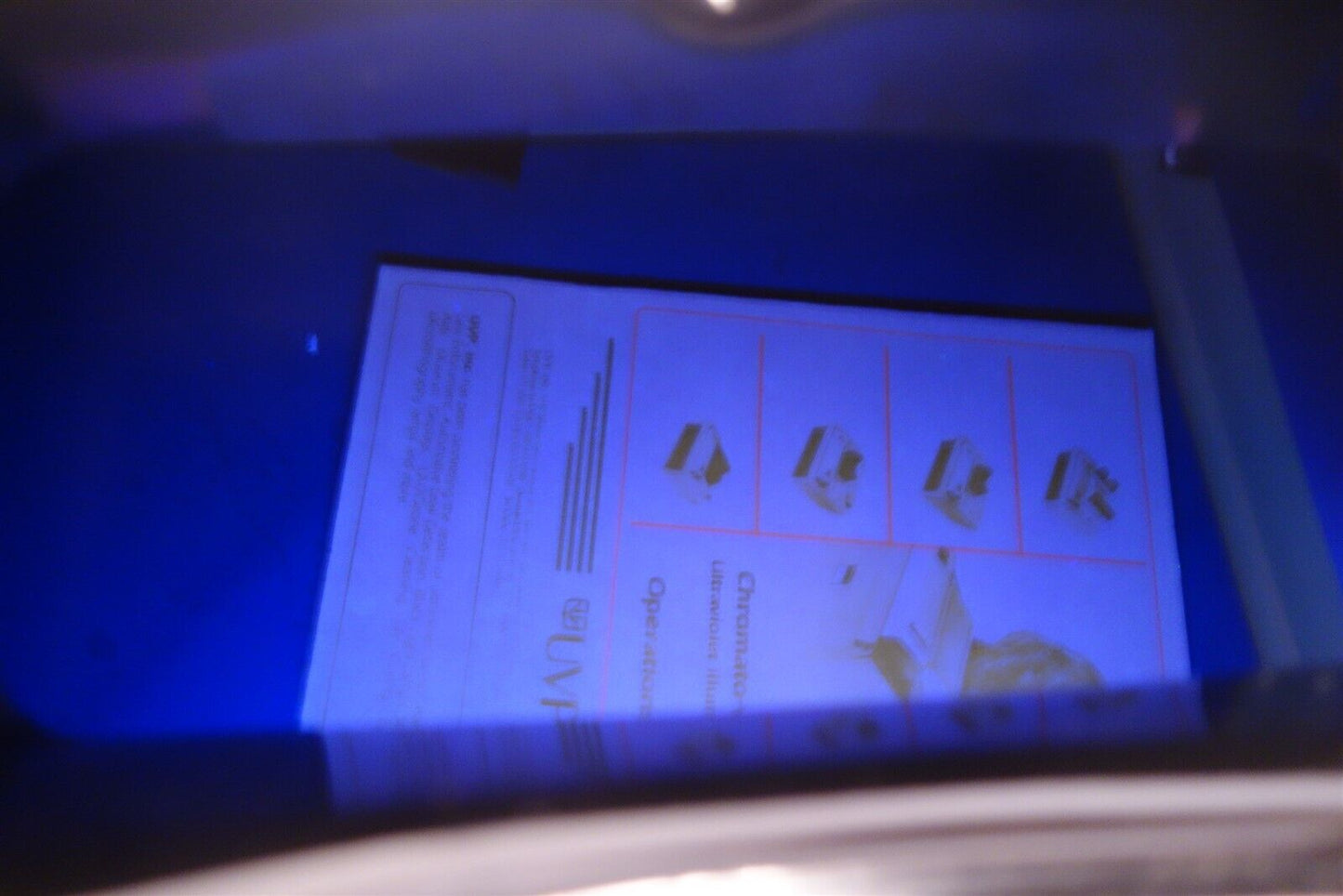 UVP CC-60 Chromato-Vue Cabinet UV Viewing Cabinet