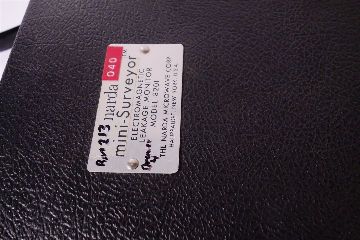 Narda Electromagnetic Leakage Monitor Model 8211 w Probe 8221