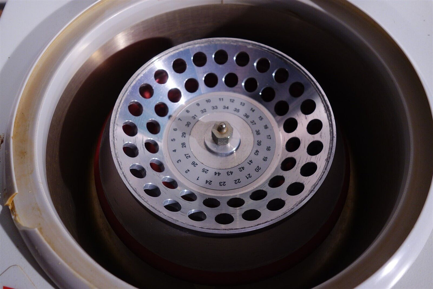 Hermle - Labortechnik Refrigerated Centrifuge Z 233 MK2 14000 Rotor Working READ
