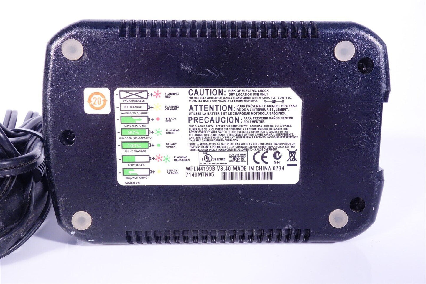 Motorola WPLN4199B Two-Way Radio Charger