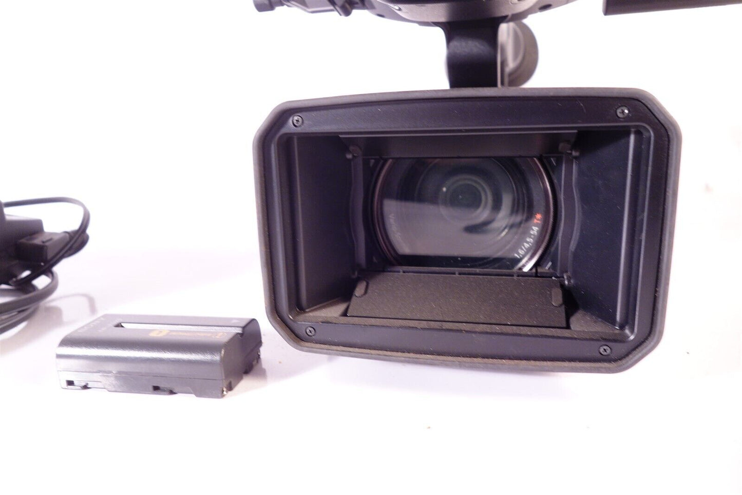 Sony HVR-Z1U Professional HDV Camcorder Video Camera High Definition 1080i