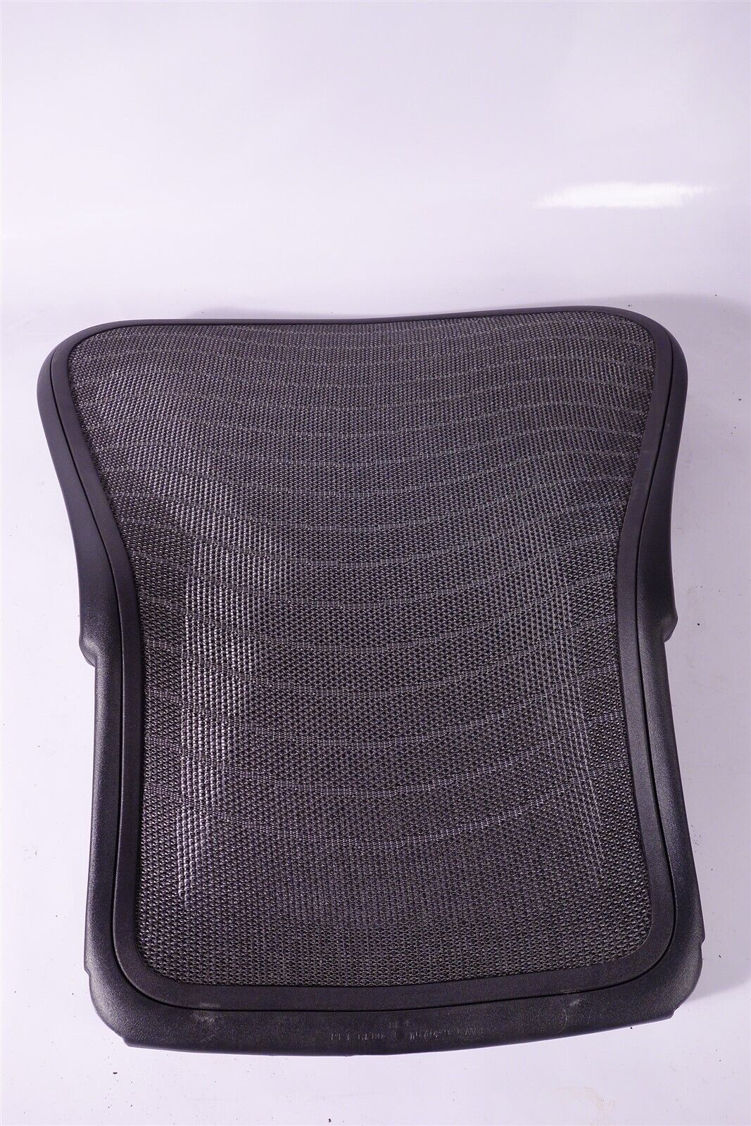 Herman Miller Aeron Size B Aeron Grey Mesh Back