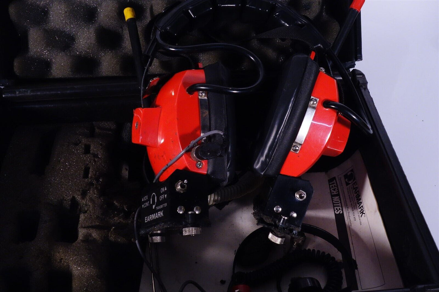 Lot of 2 Earmark Headsets F6G4JR Frequency 23/23 HTRD-3
