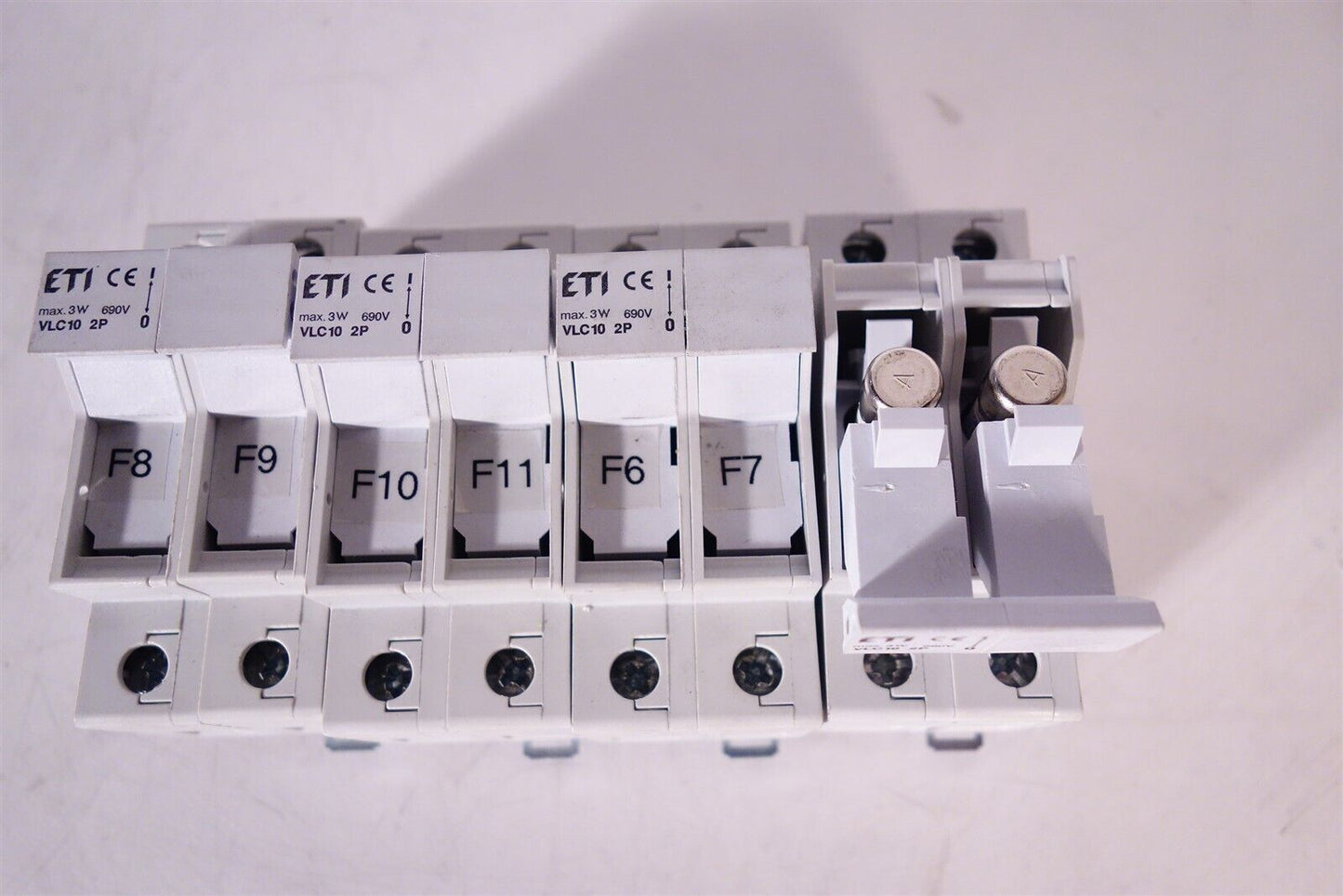 Lot of 4 ETI VLC10 2P Fuse Links with Fuses