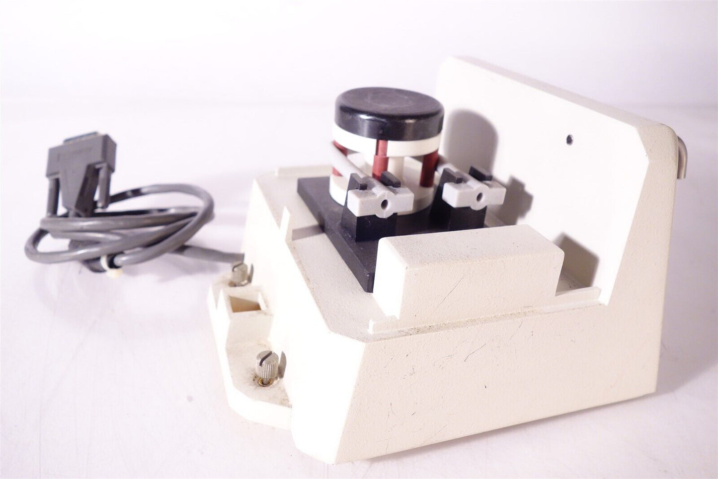 Beckman Sipper Pump / Cuvette Holder / Flow Cuvette Spectrophotometer