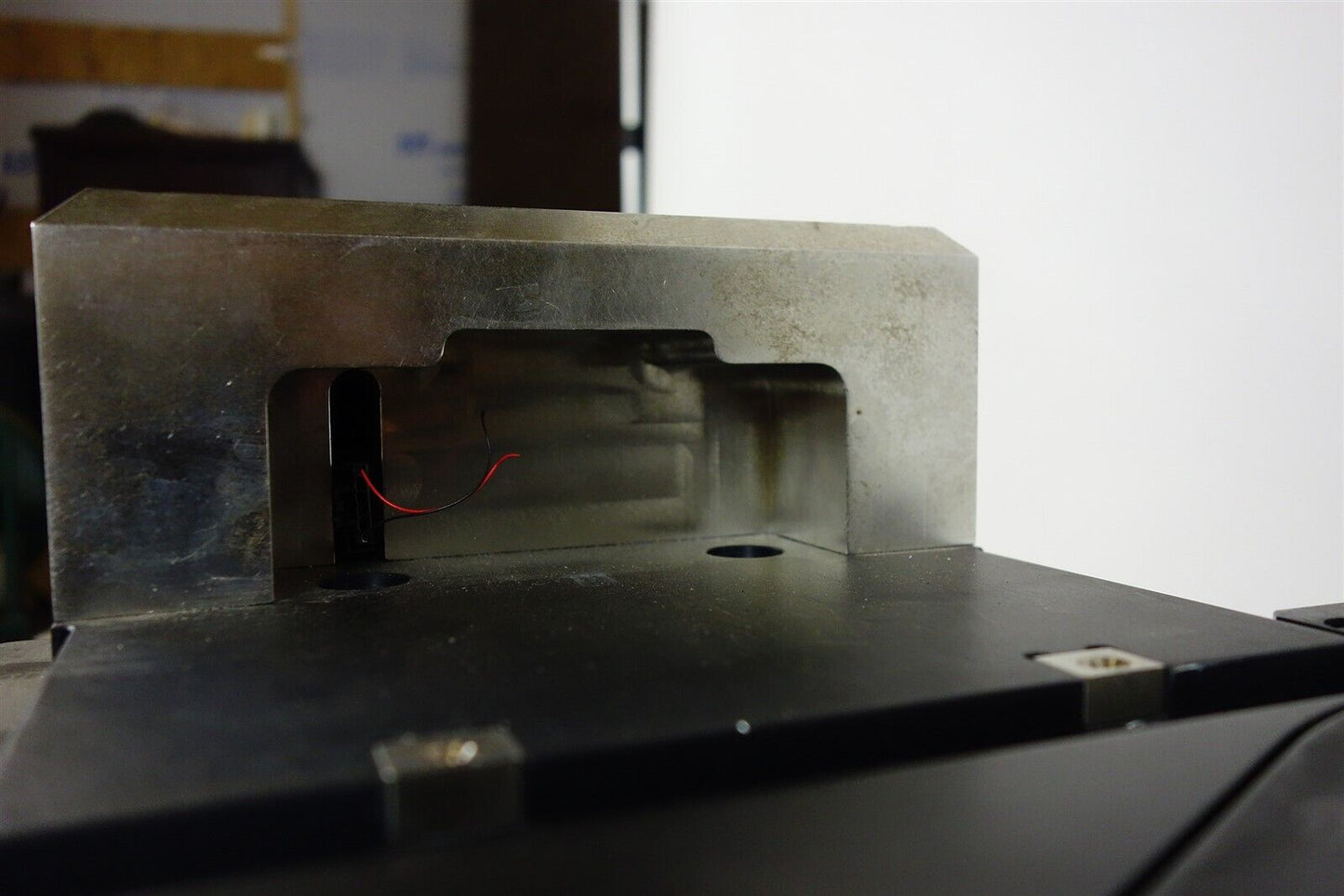 Topometrix Lumina Near Field Scanning Optical Microscope