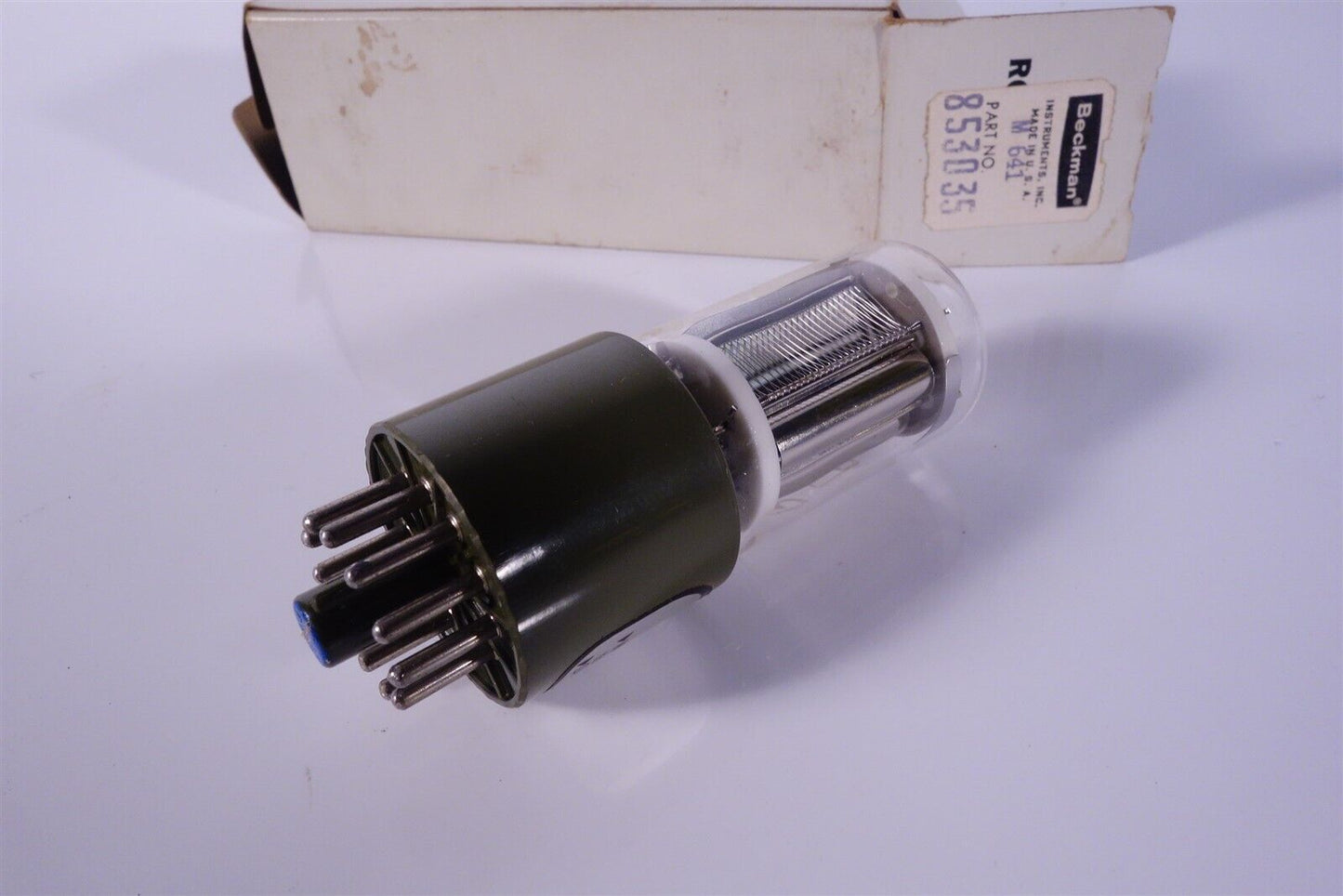 Beckman Electron Tube M641 853035