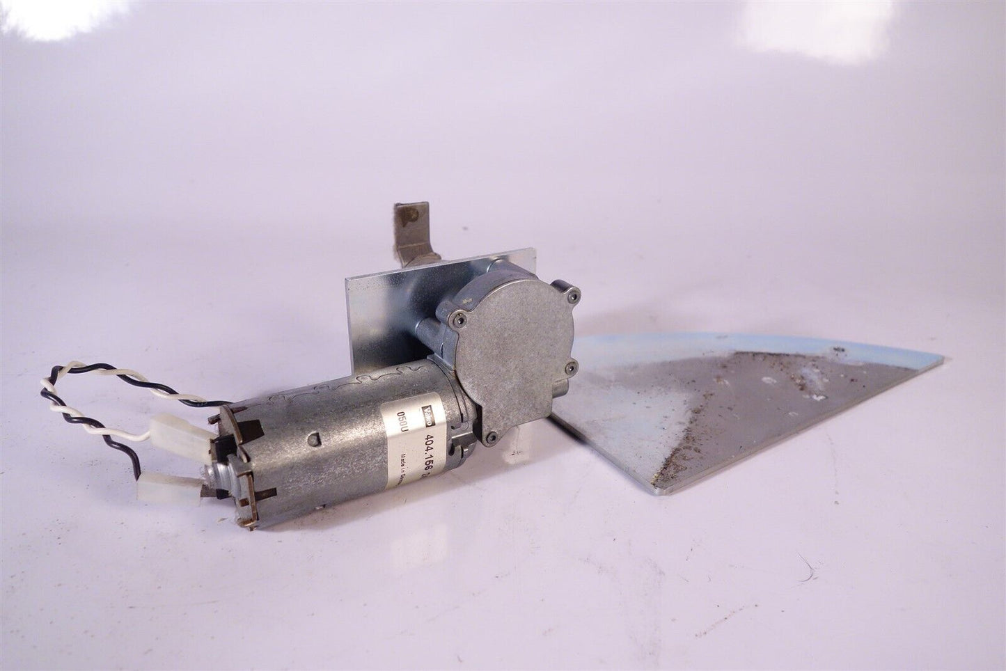 Eppendorf 5810R 5811 Door Opening Mechanism / Solenoid Motor
