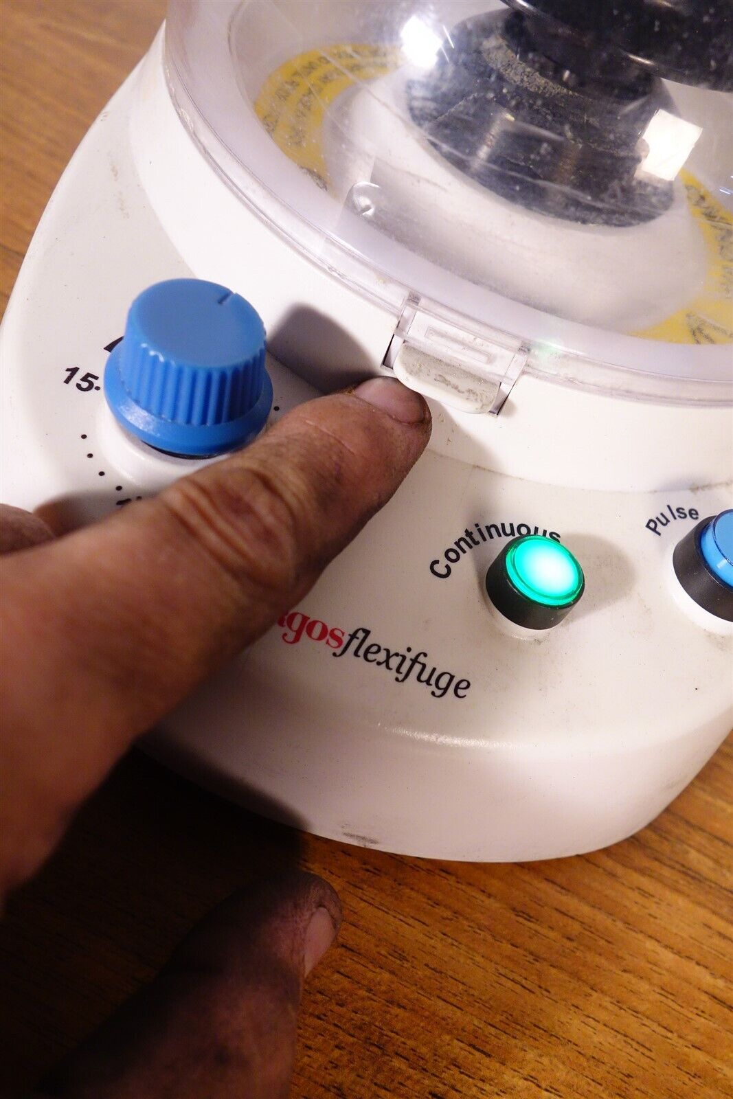 Argos Flexifuge Centrifuge - Working but lid doesn't seem to latch