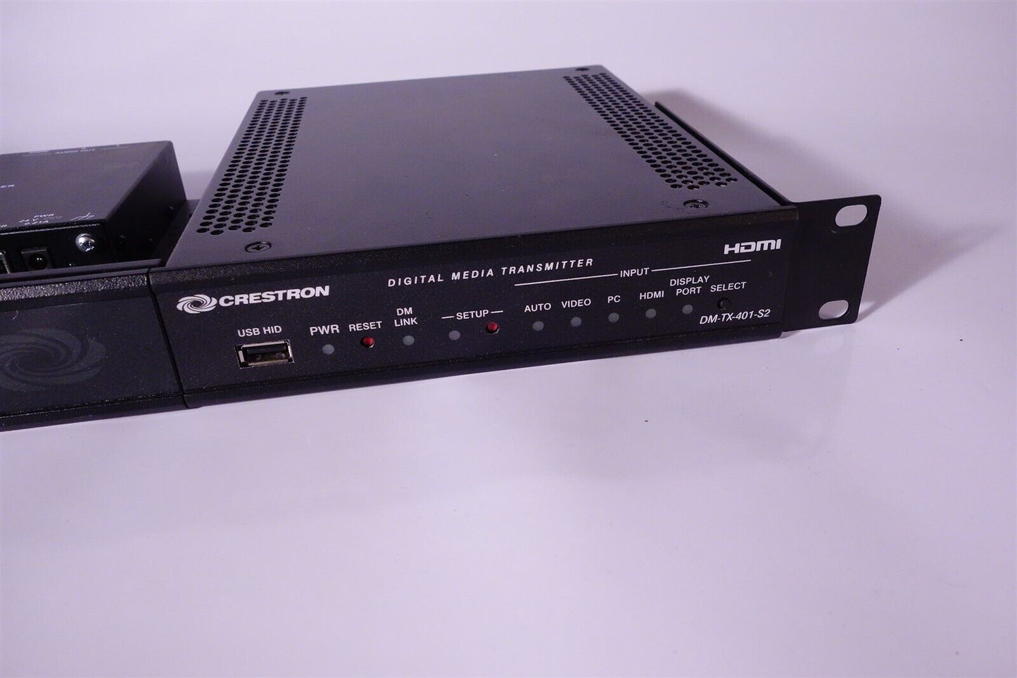 Crestron Digital Media Transmitter DM-TX-401-S2 + HD-DA-2 Distribution Amp
