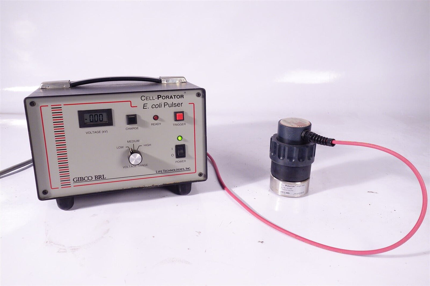 LIFE TECHNOLOGIES GIBCO BRL 1613AF CELL-PORATOR E. COLI PULSER