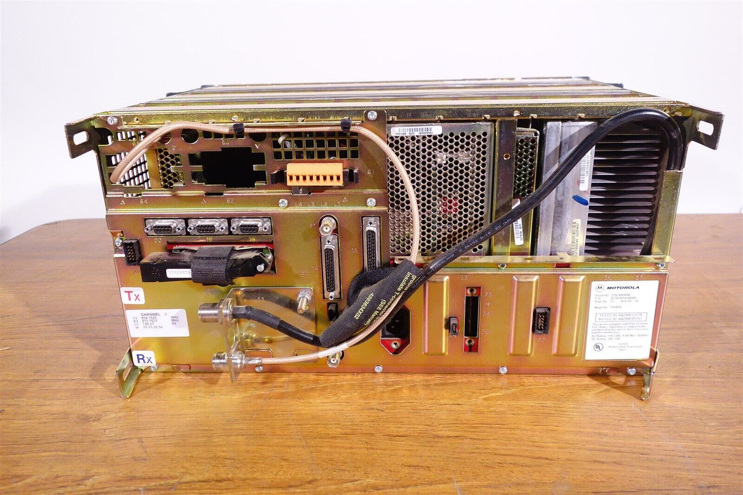 MOTOROLA QUANTAR T5365A UHF 800MHZ Excellent Working