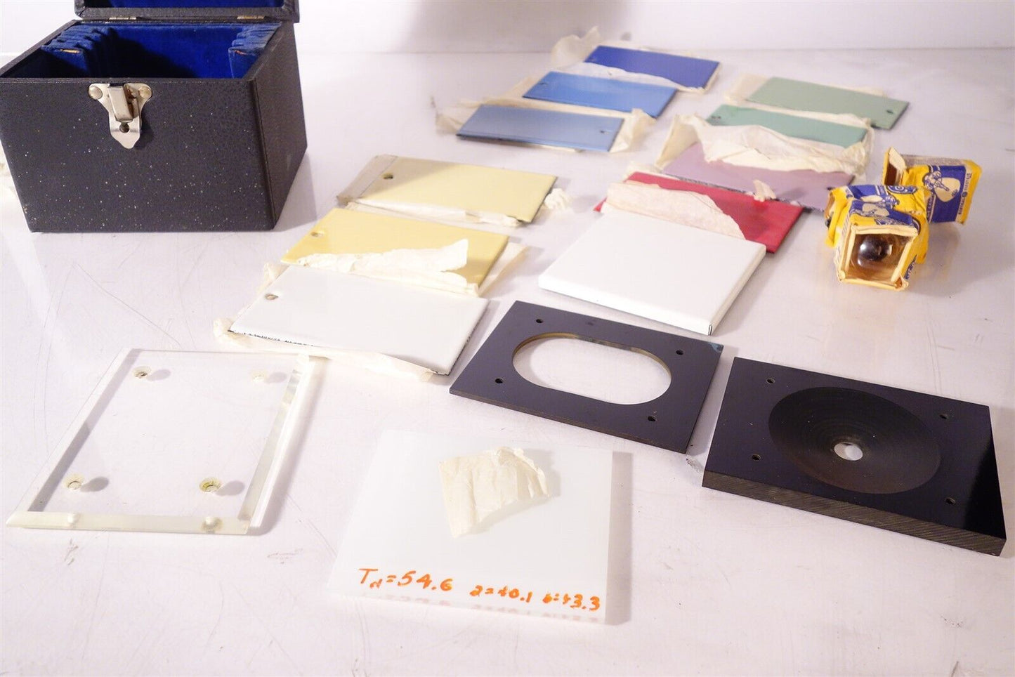 Gardner Laboratory Precision Colorimeter Tile Set - Hunter Hunterlab