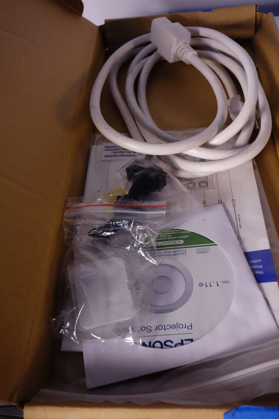 NEW Epson PowerLite Pro Z8350WNL H460A Large Venue Projector +ELPLS04 0 Hours
