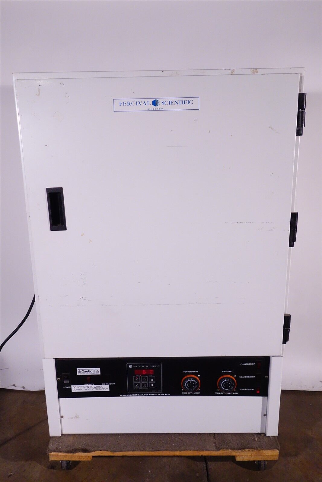 Percival I-30BLL Plant Growth Incubator / Growth Chamber