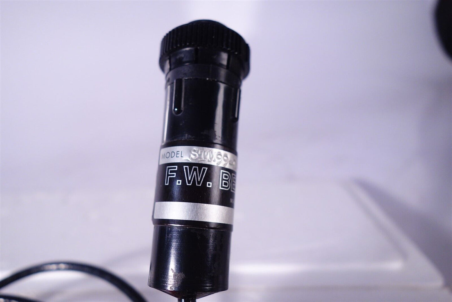 Lot of 2 FW F.W. Bell SAM99-1802 STM99-0402 Gaussmeter Probes