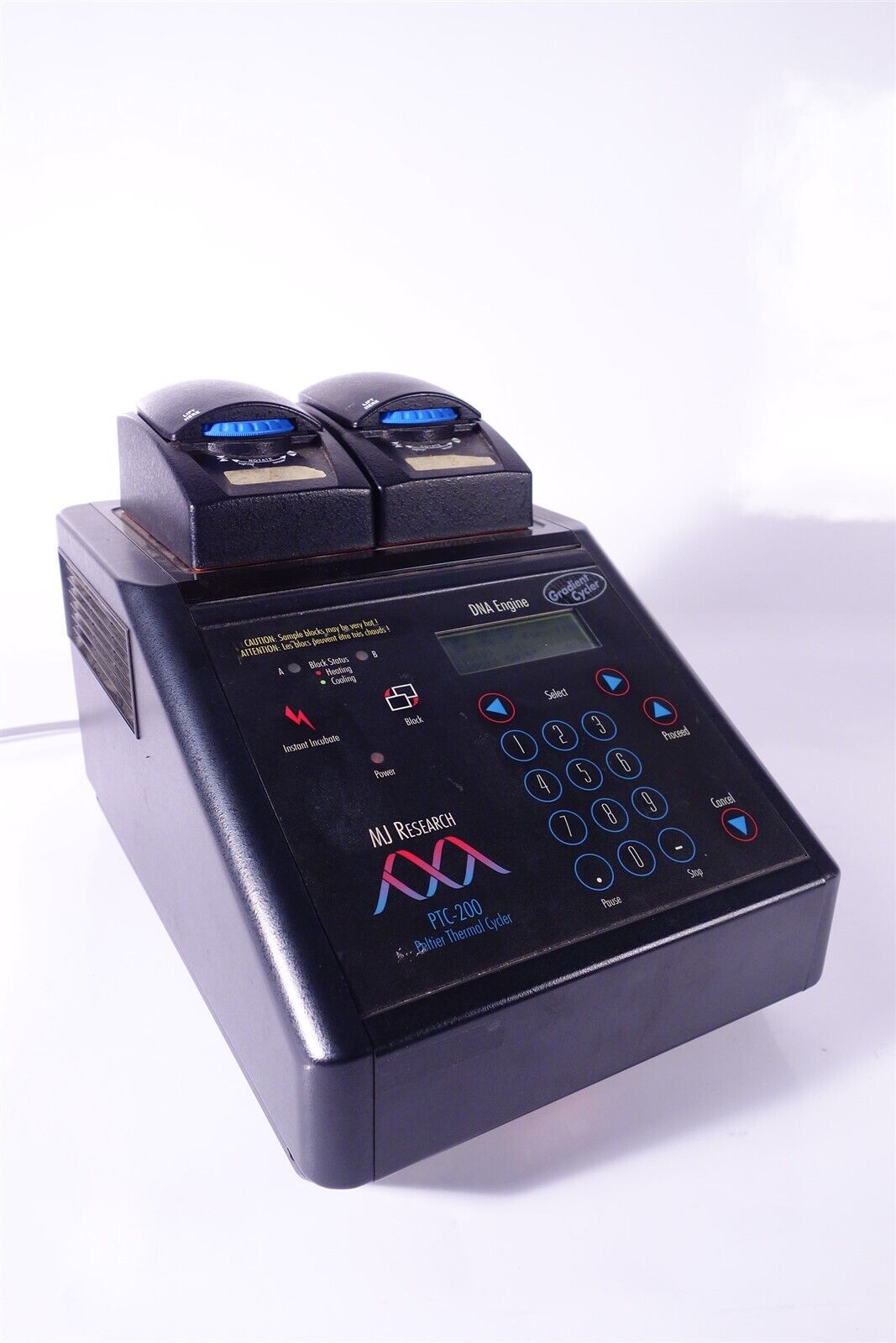 BIORAD / MJ Research PTC-200 DNA thermal cycler PCR Machine Double Block