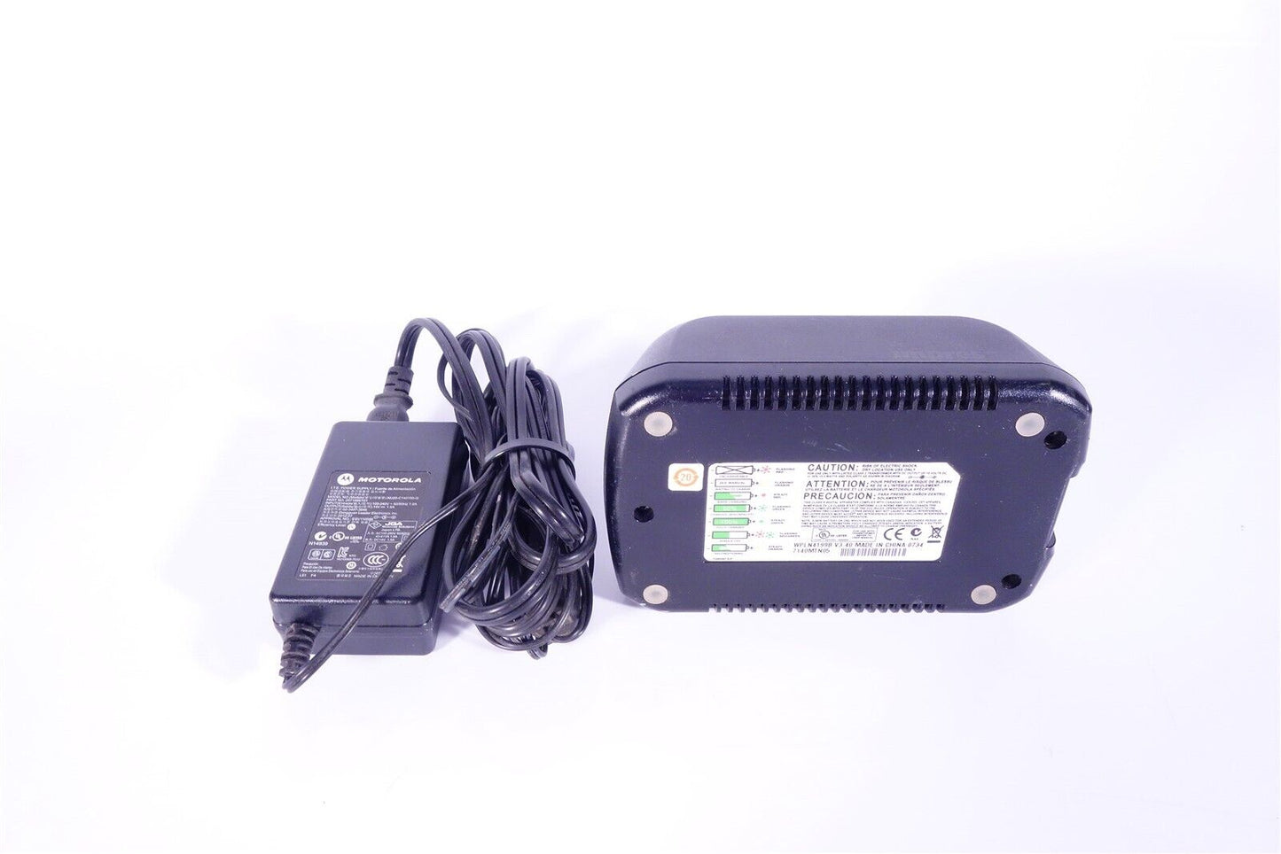 Motorola WPLN4199B Two-Way Radio Charger