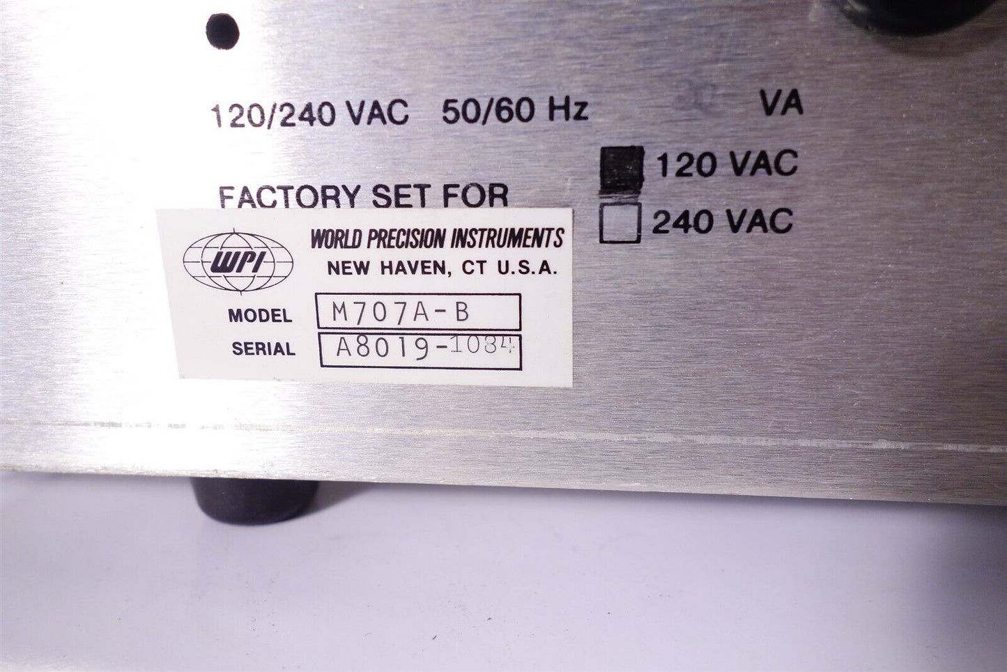 WPI World Precision Instruments Model M-707A Microprobe System with Probe