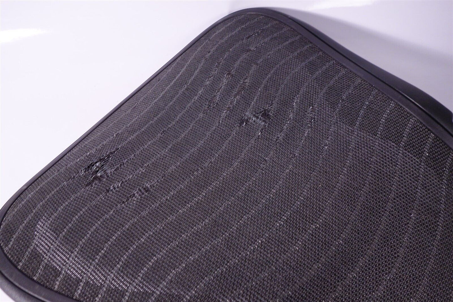 Herman Miller Aeron Size B Aeron Grey Mesh Back