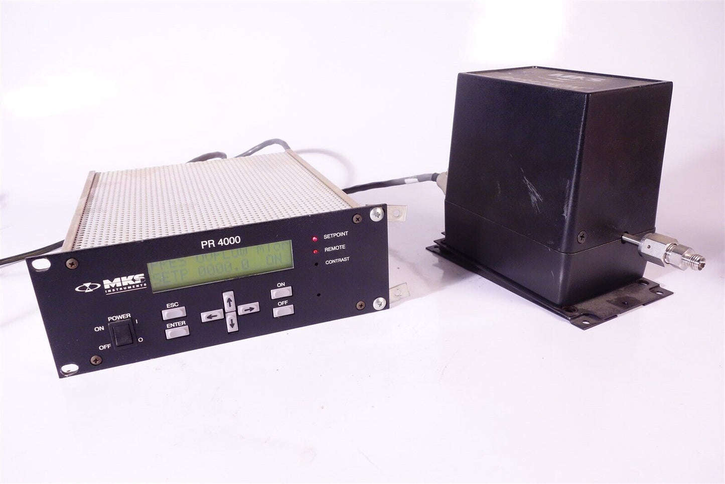 MKS PR4000 Pressure Gauge Controller + MKS 120AA-00001RAJ Transducer