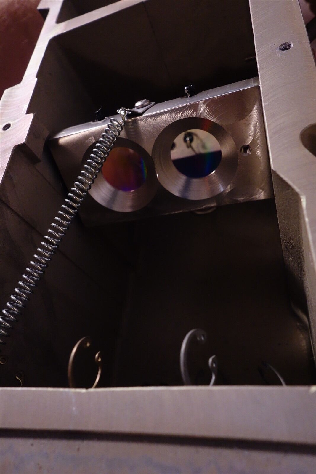 Flow Through Monochromator Diffraction Grating Liquid spectrometer
