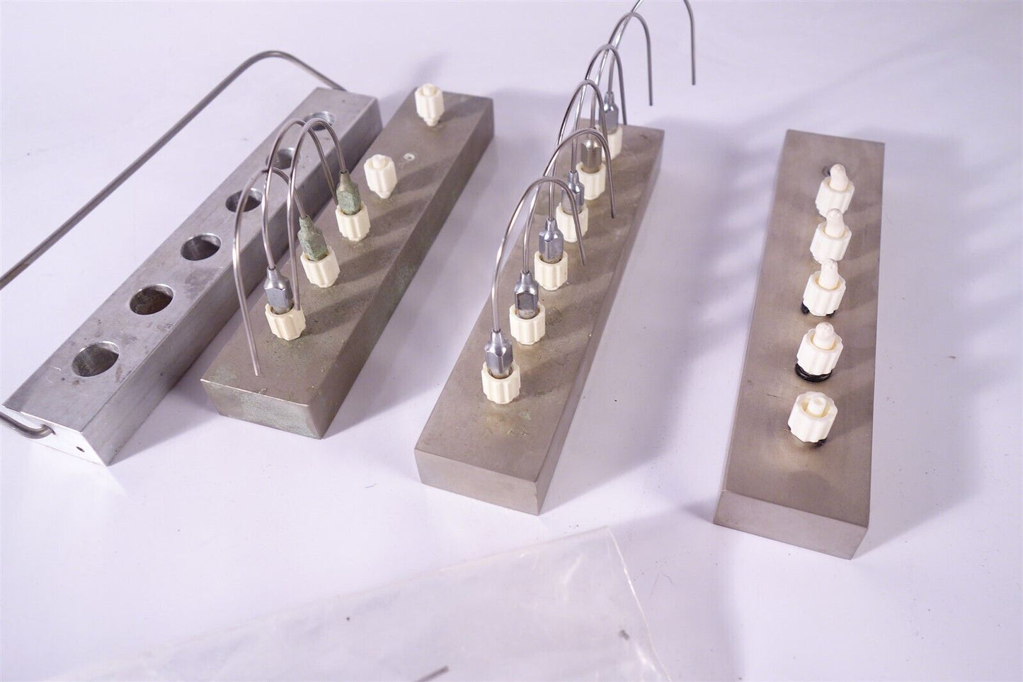 Supelco Adustable Single Mini-Vap 6-Port Test Tube / Vessel Evaporator 
