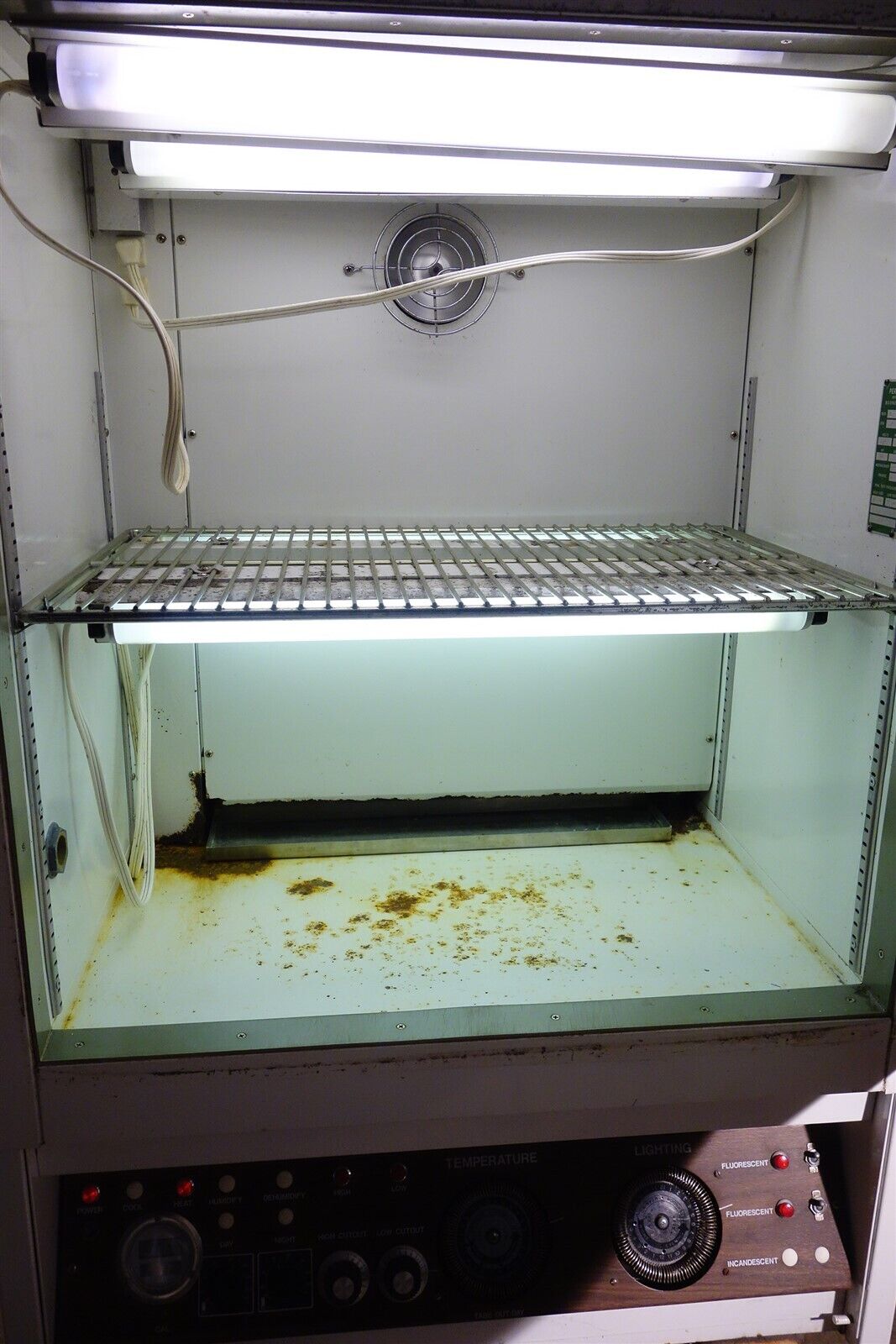 Percival I-30BLL Plant Growth Incubator / Growth Chamber 