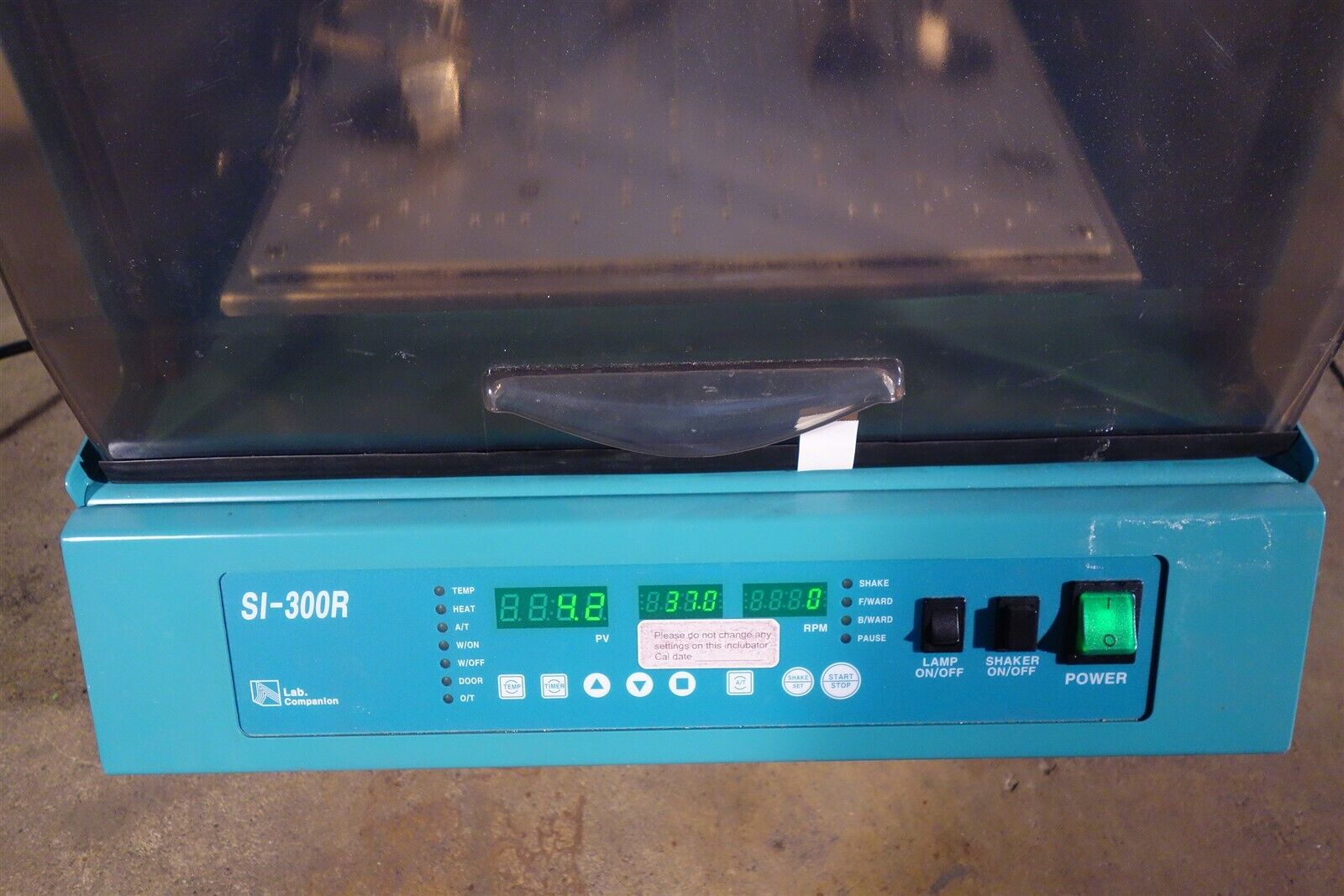 Lab Companion Incubator Shaker SI-300 TESTED with Warranty 