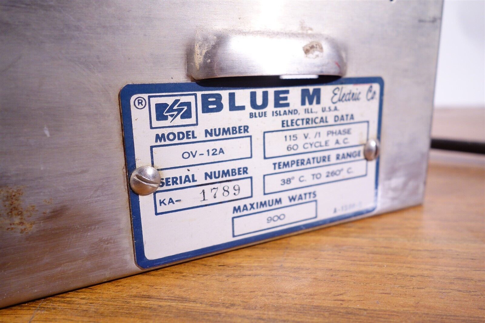 BLUE M OV-12A OVEN INNER DIMENSIONS 12”H X 12”W X 12”D Working Condition 