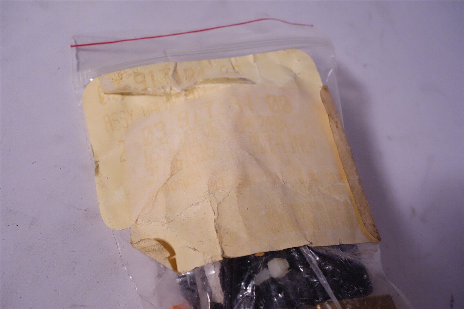 Varian CO2 Solenoid Valve 03-917184-00 3400CX - NEW 