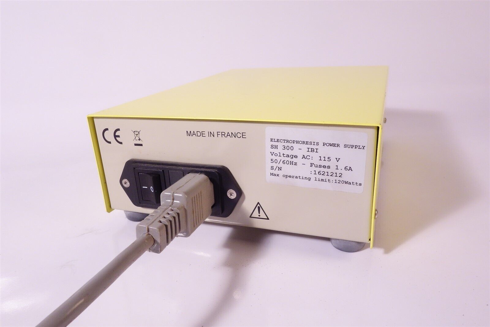 IBI Scientific 300 V Electrophoresis Power Supply SH-300