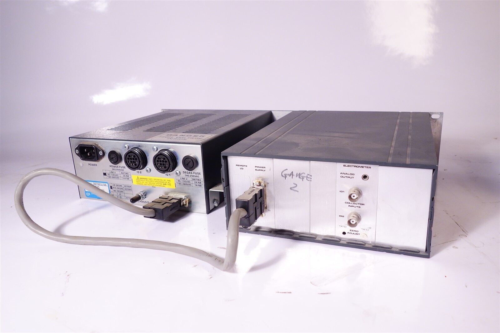 Granville-Phillips 307 Vacuum Gauge Controller