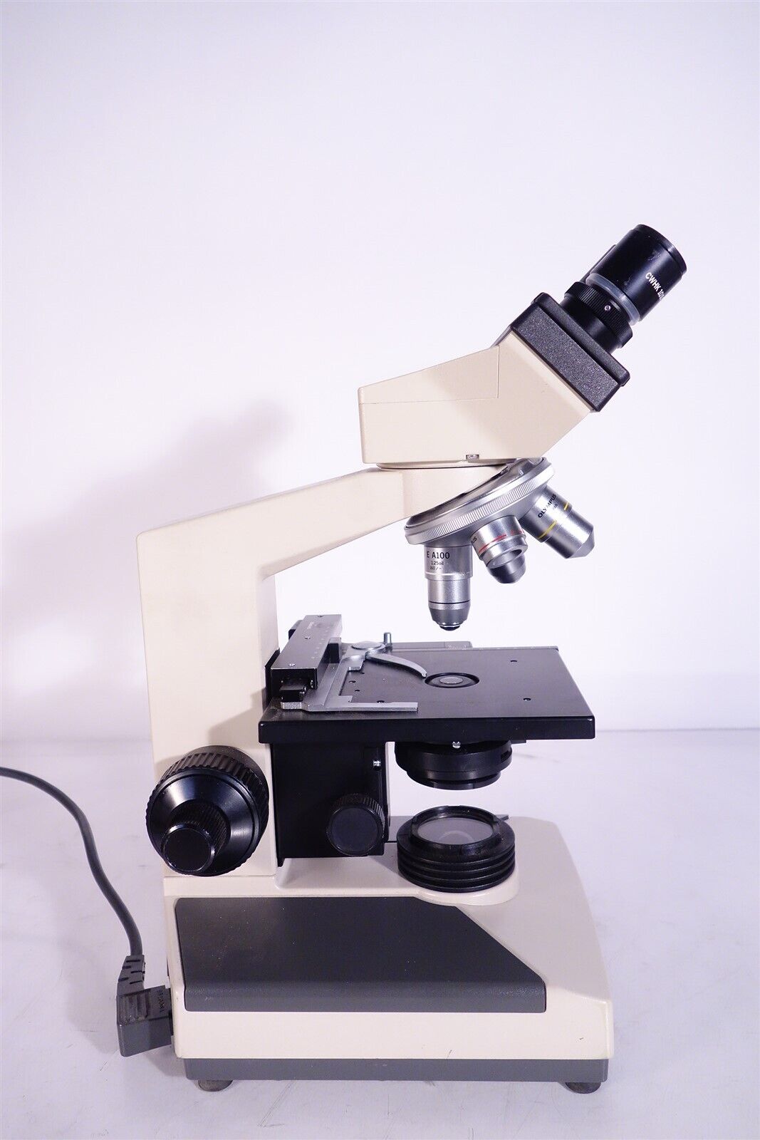 Olympus CHT / CH2 Laboratory Microscope Ready to go. - EXCELLENT 