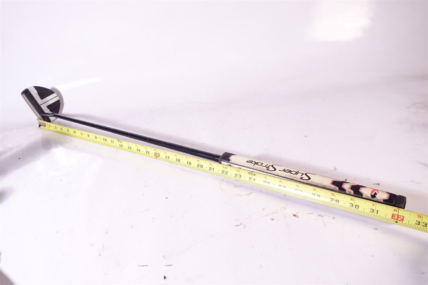 Odyssey V-Line Putter 350g 32" Long with Cover 