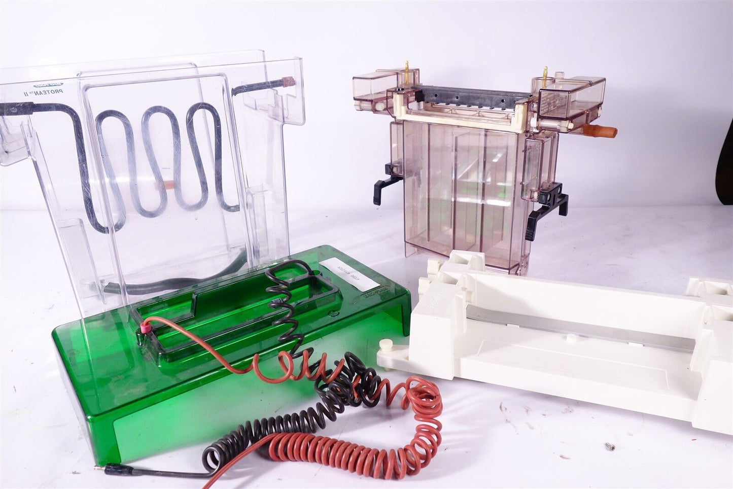 BIO-RAD PROTEAN II TRANS-BLOT CELL + Accessories 