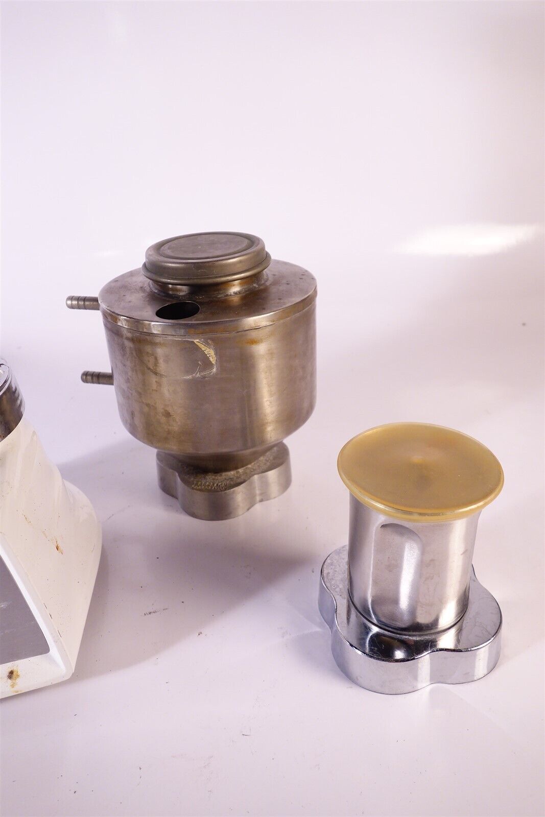 Waring Lab Blender with Jacketed Vessel / Blending Cups. 