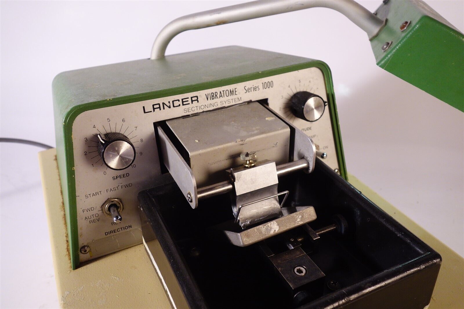 Lancer Vibratome Series 1000 Sectioning Microtome - Working as pictured. 