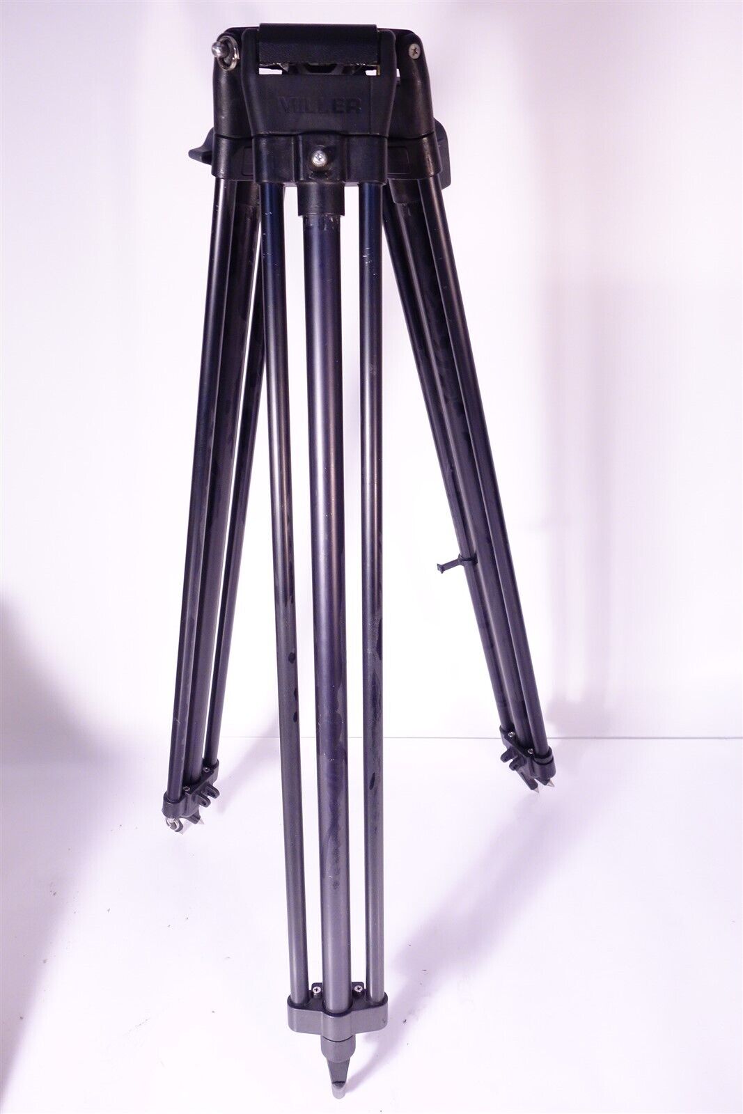 Miller Carbon Fiber Tripod with 75mm Bowl 