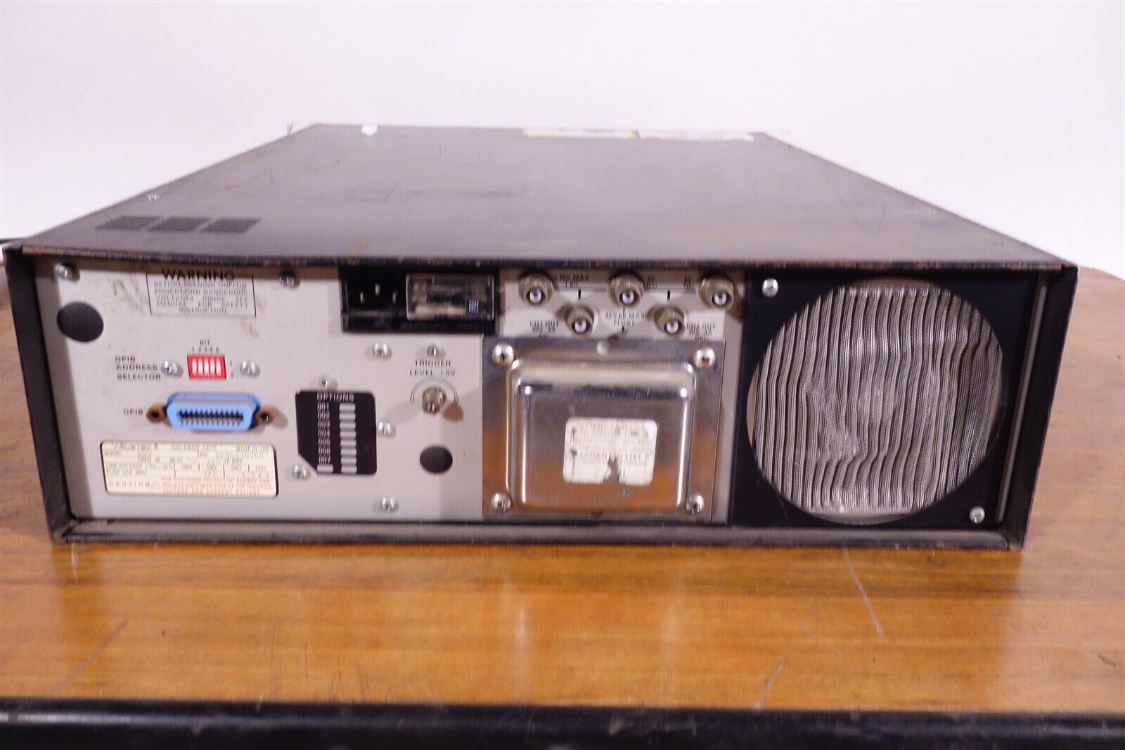 Wavetek 859 50mhz Programmable Pulse Generator Powers On