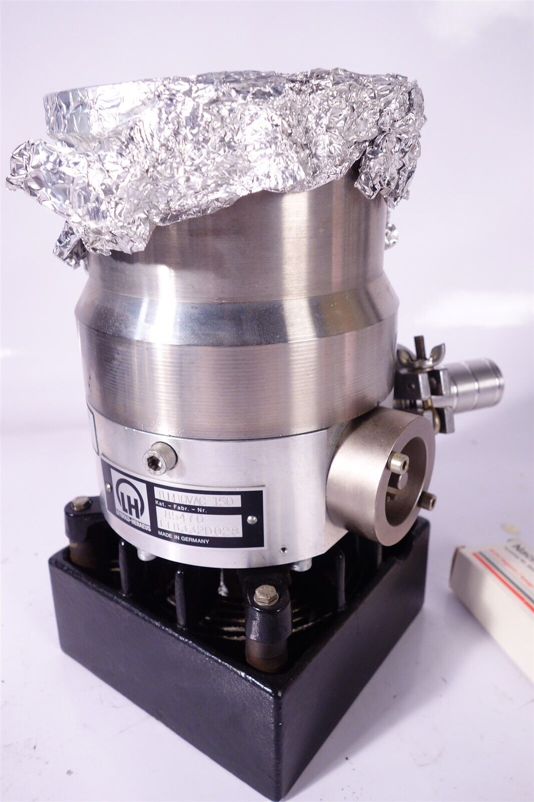 Leybold Vacuum TURBOVAC 150 Turbomolecular Pump