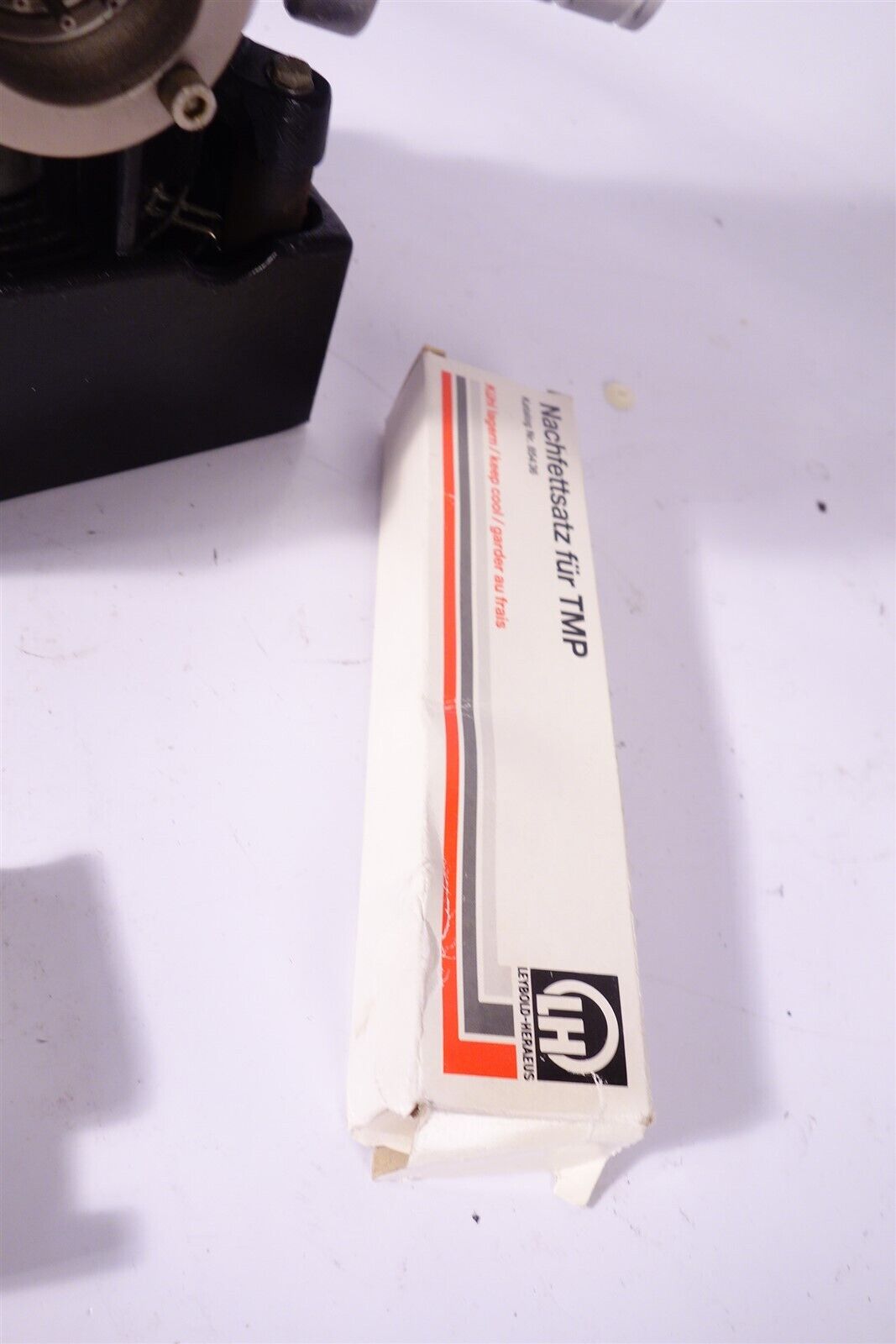 Leybold Vacuum TURBOVAC 150 Turbomolecular Pump