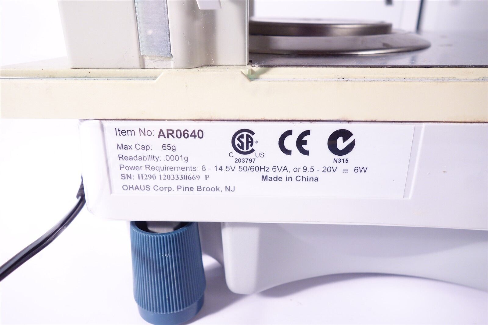 OHAUS Adventurer Analytical Balance Scale 65g Model AR0640 - .0001g Excellent 