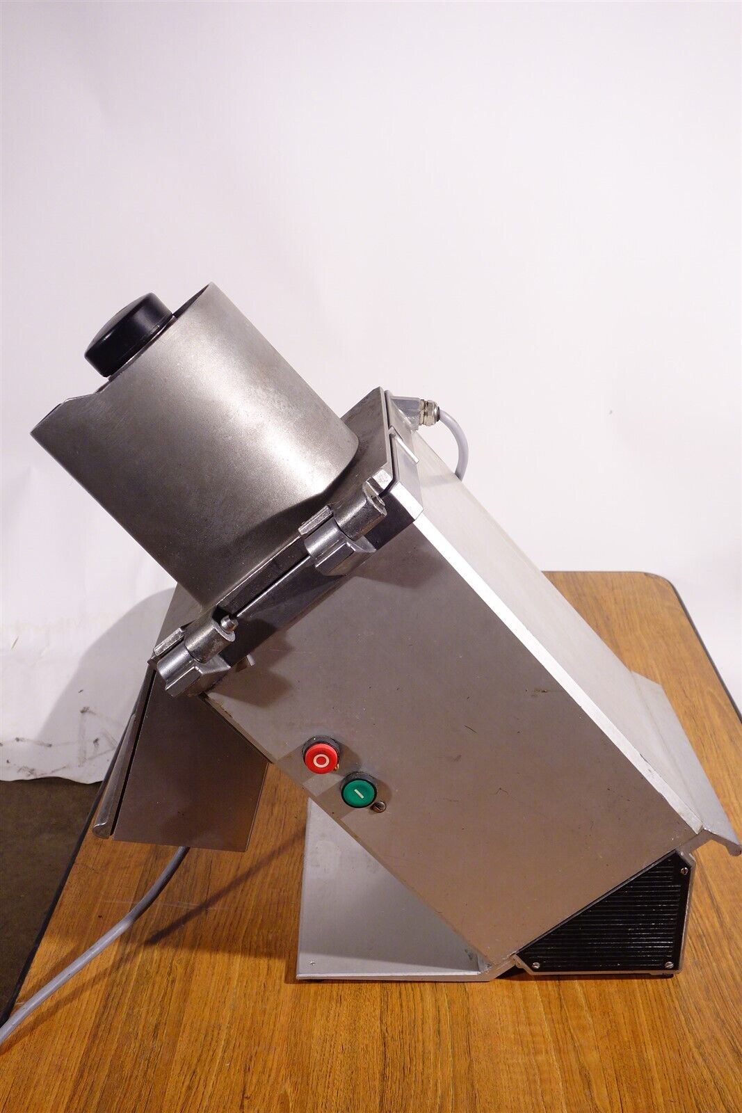 Hallde RG-300 Vegetable Preparation Machine - Excellent 