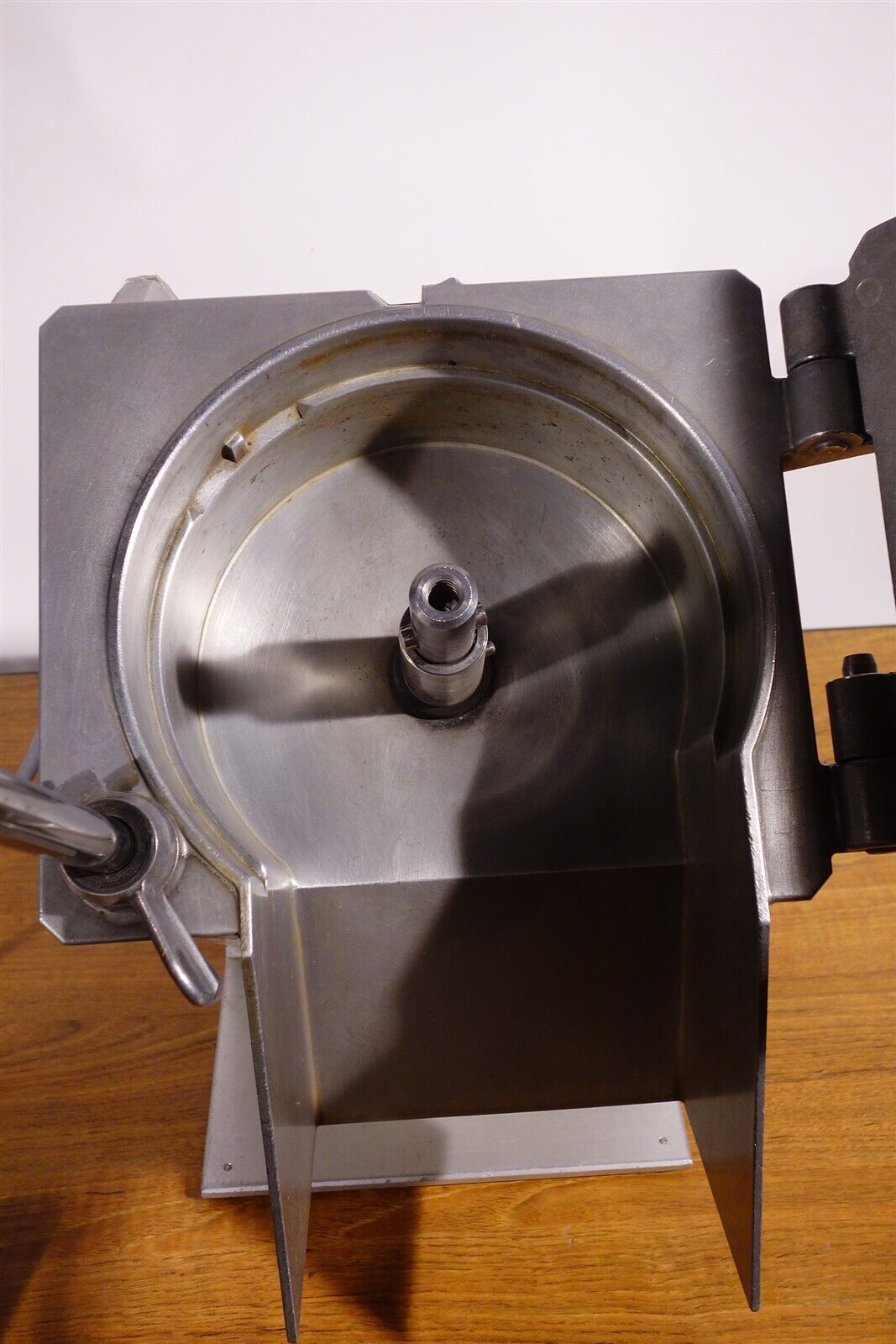 Hallde RG-300 Vegetable Preparation Machine - Excellent 