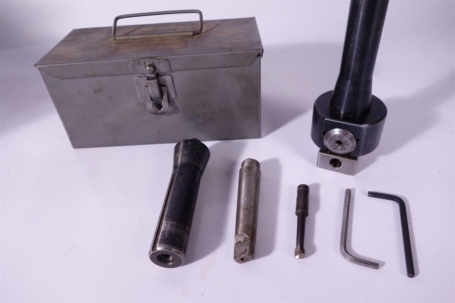 Original Bridgeport Machinery Boring Head Set in Bridgeport Box 