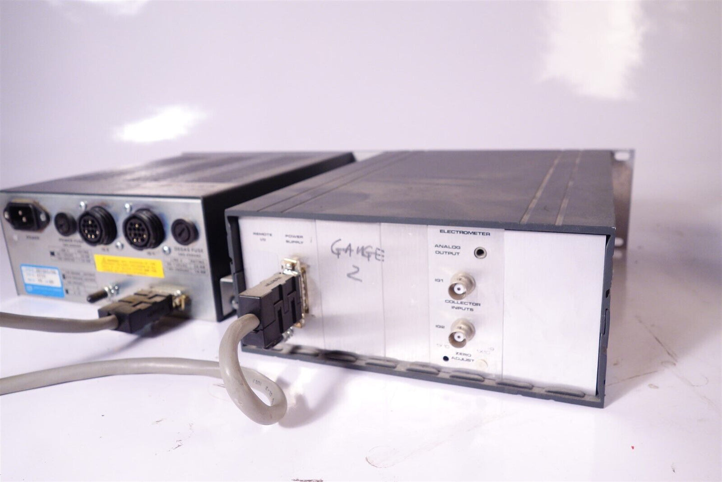 Granville-Phillips 307 Vacuum Gauge Controller