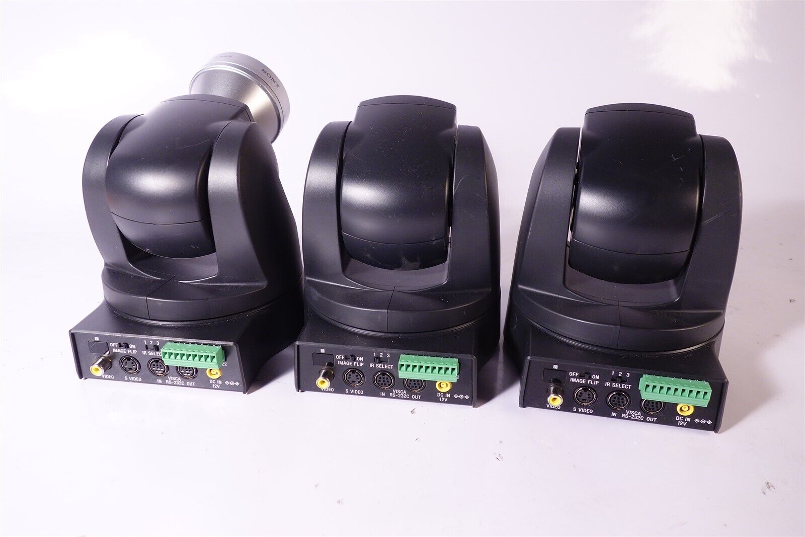 Lot of 3 - TESTED - WORKING Sony EVI-D70 + Power Supplies + Remotes