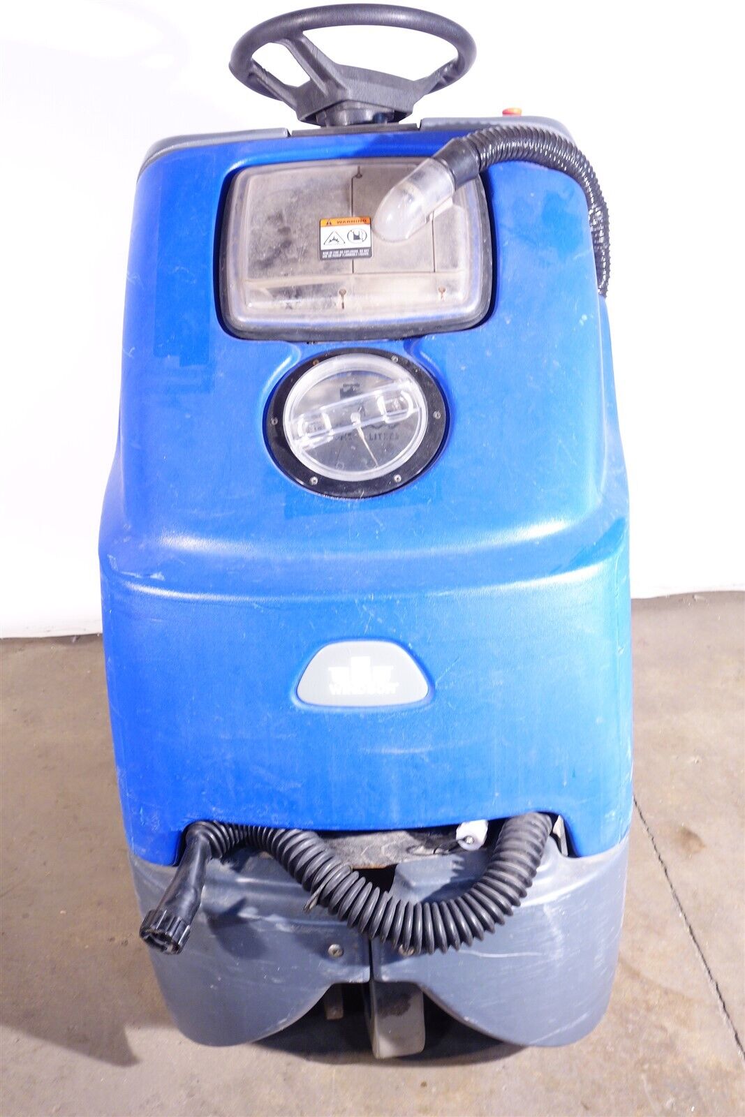 Only 65 Hours! Windsor Chariot iExtract Carpet Cleaner / Extractor / Cleaner 