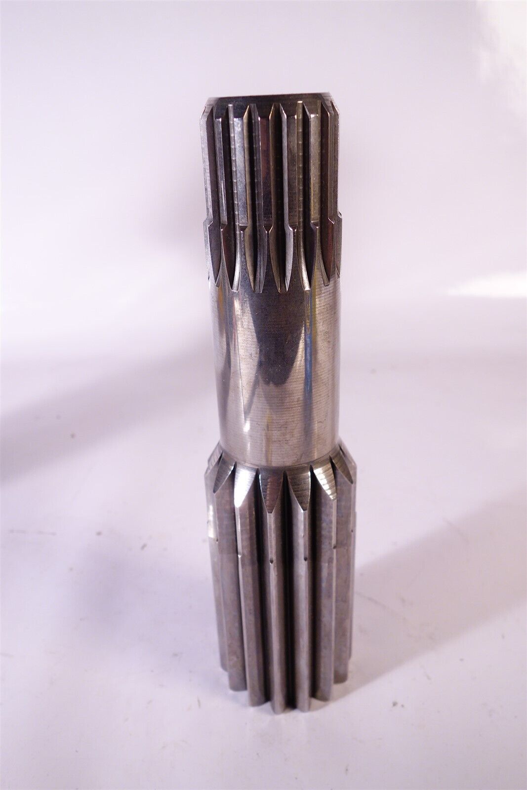 John Deere 6140R Sun Gear Shaft R537593